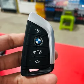 BMW pult