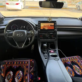 Toyota Avalon 2019