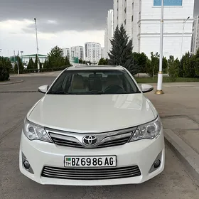 Toyota Camry 2013