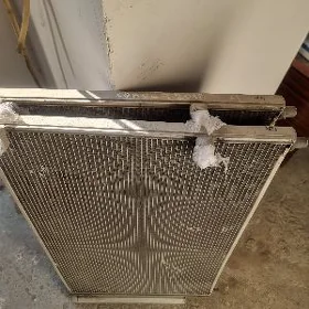 Radiyator corolla 2012