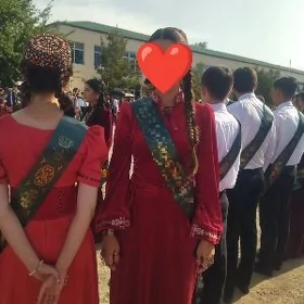 платье на выпускной