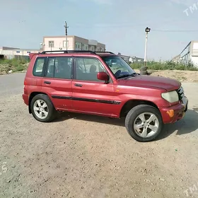 Mitsubishi Pajero 2002