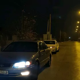 Toyota Camry 2000