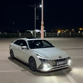 Hyundai Elantra 2022