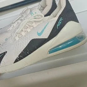 KRASOVKA  NIKE