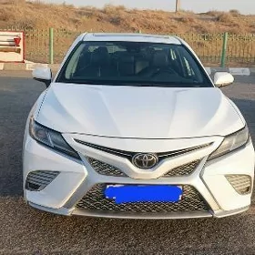 Toyota Camry 2020