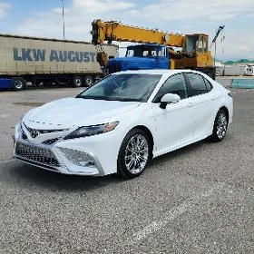 Toyota Camry 2023