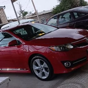 Toyota Camry 2013