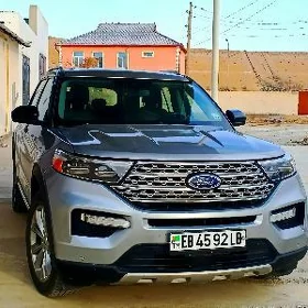 Ford Explorer 2022