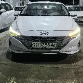 Hyundai Elantra 2021