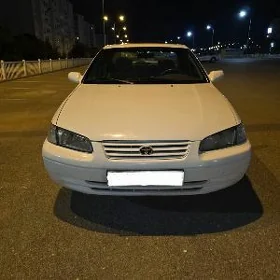 Toyota Camry 1997
