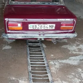 Lada 2103 1980