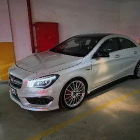 Mercedes-Benz CLA 2015