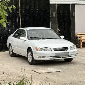 Toyota Camry 1998