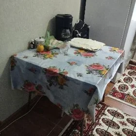 стол российский демир аяклы