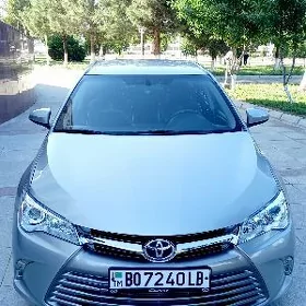 Toyota Camry 2017