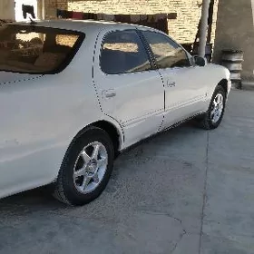 Toyota Cresta 1993