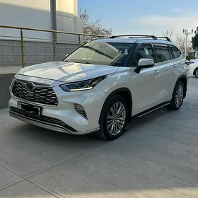 Toyota Highlander 2020