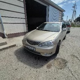 Toyota Camry 2004