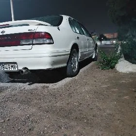 Nissan Maxima 1996