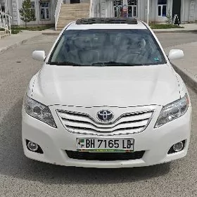 Toyota Camry 2010