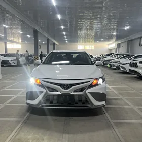 Toyota Camry 2023