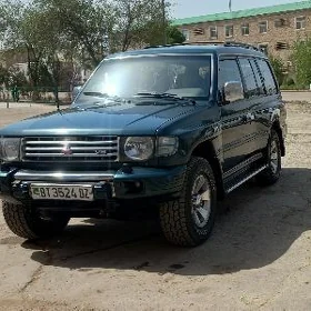 Mitsubishi Montero 1998