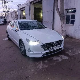 Hyundai Sonata 2020