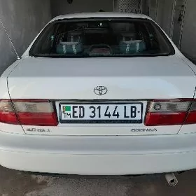 Toyota Corona 1996