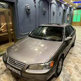 Toyota Camry 1999