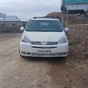 Toyota Sienna 2005