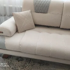 Диван