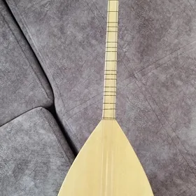 Baglama saz