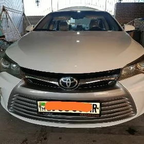 Toyota Camry 2016