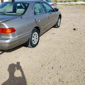 Toyota Camry 2001