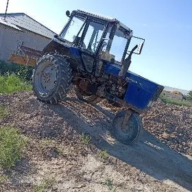 MTZ 80 2000