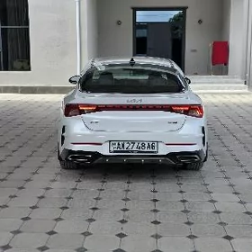 Kia K5 2021