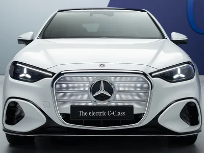 Mercedes-Benz 98%-e çenli netijeli Bosch elektrik motorlaryna geçýär