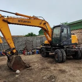 Komatsu PC210LC-11 2010
