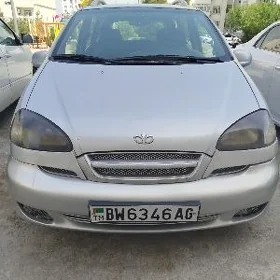 Daewoo Tacuma 2004