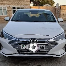 Hyundai Elantra 2020