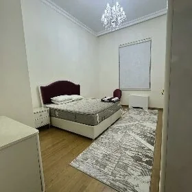 Аренда 5 ком элитка Московская