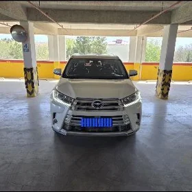 Toyota Highlander 2017