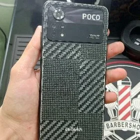 POCO X4 PRO 5G.  8/256