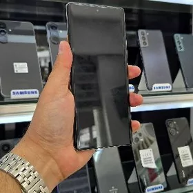 Techno camon 40 pro