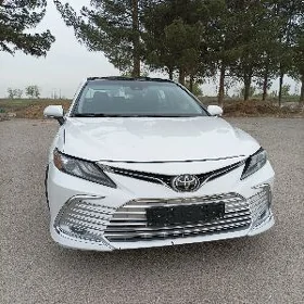 Toyota Camry 2020