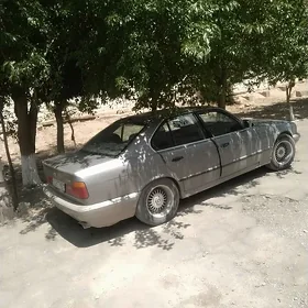 BMW 520 1990
