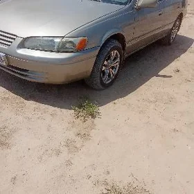 Toyota Camry 1999