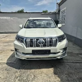 Toyota Land Cruiser Prado 2023