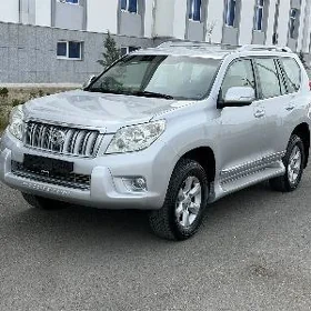 Toyota Land Cruiser Prado 2011